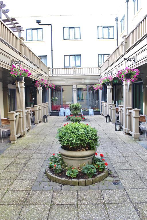 Talbot Hotel Stillorgan Dublin Exterior photo